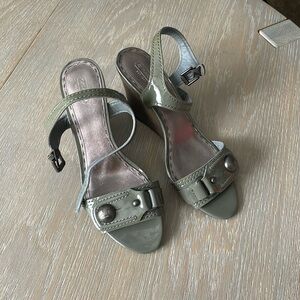 Coach platform, green/ gray color size 9.5